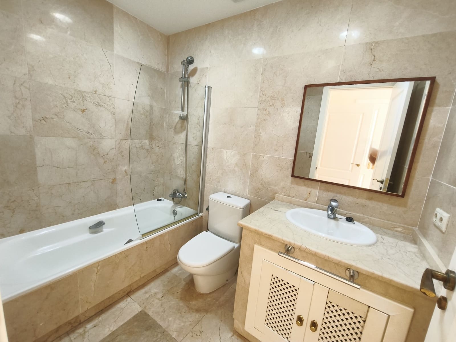 2 bedroom Apartment for sale in Roda with pool garage - € 188,000 (Ref: 10034745)