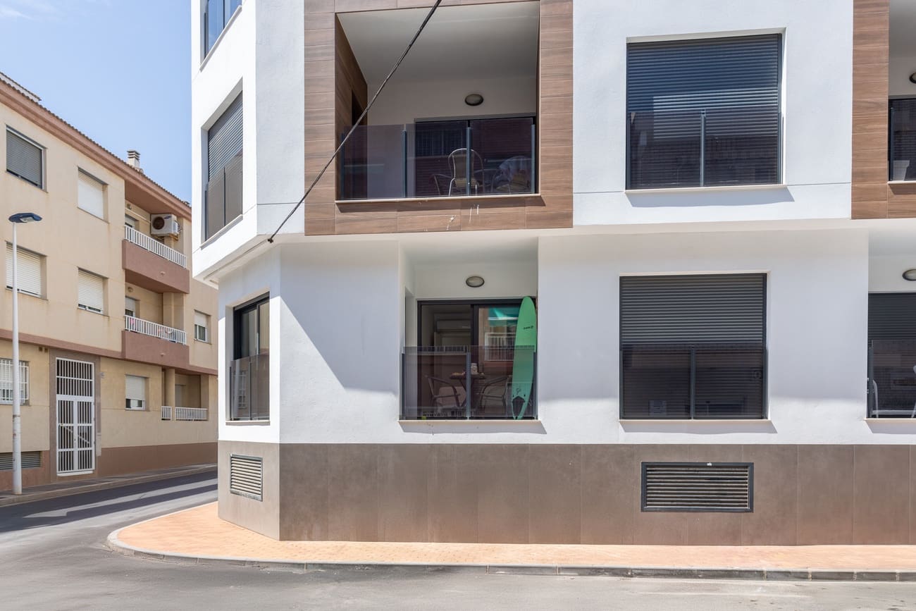 Apartamento de 2 habitaciones en Lo Pagan en venta con piscina - 275.000 € (Ref: 10040184)
