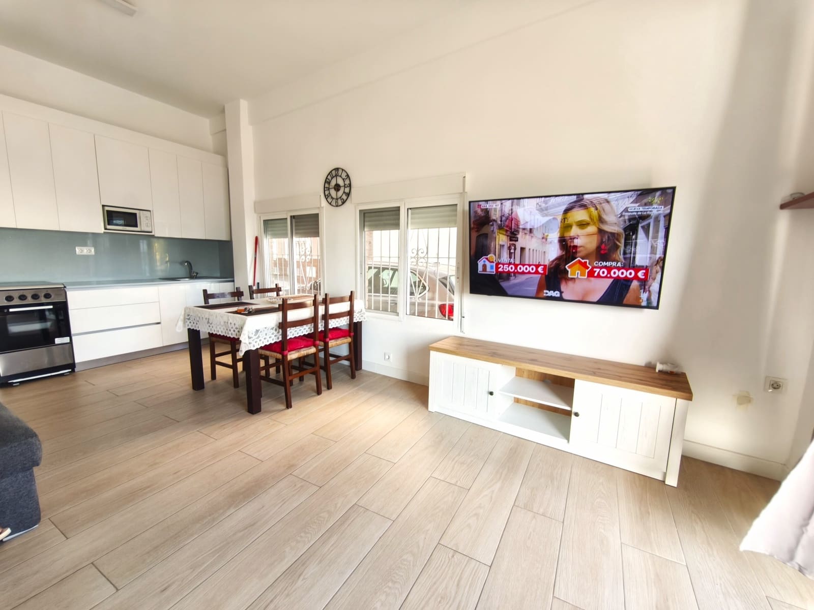 3 bedroom Apartment for rent in Los Cuarteros with garage - € 950 (Ref: 10120891)