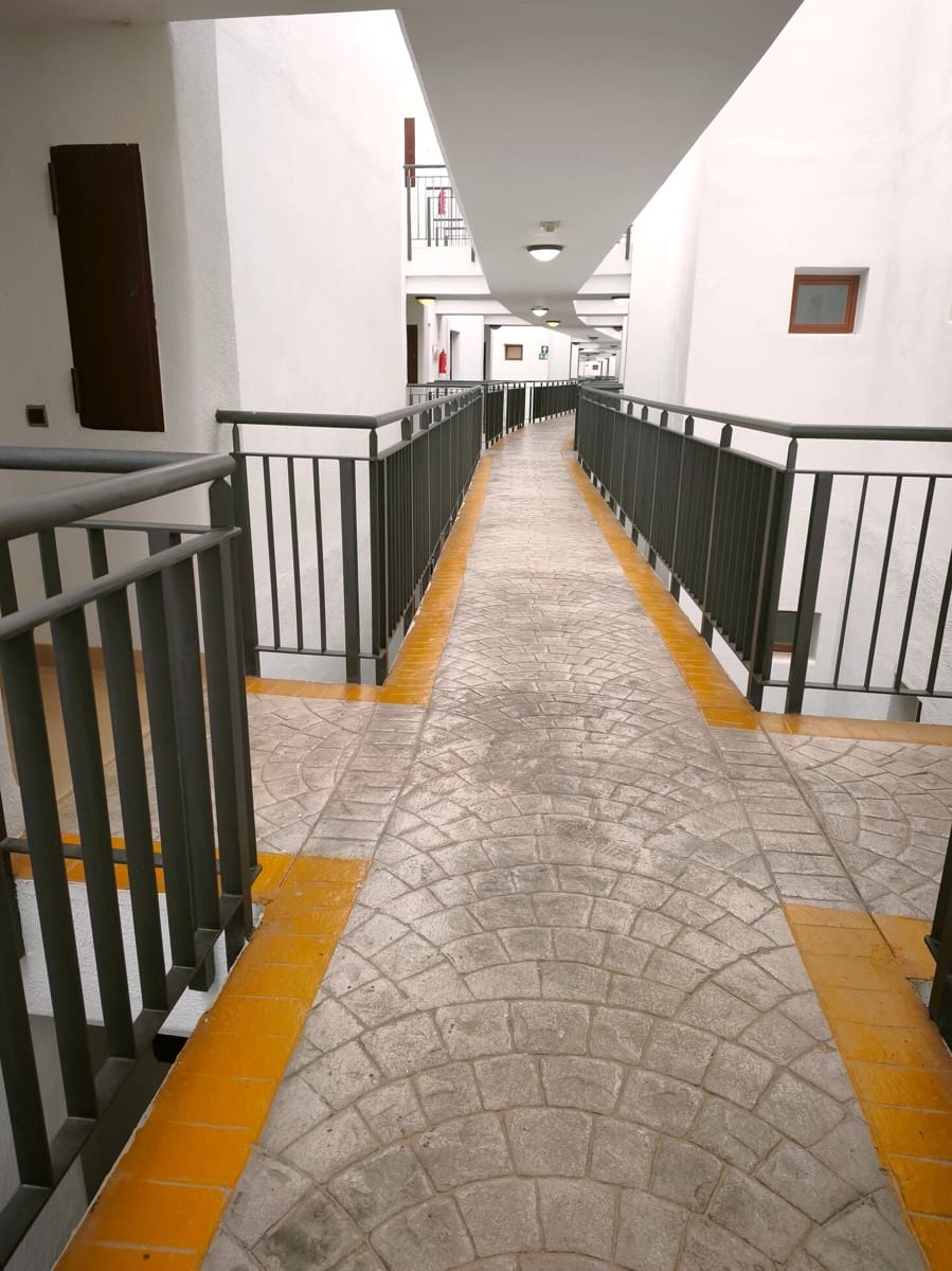 2 sypialnia Apartament do wynajęcia w Los Alcazares z basenem garażem - 1 450 € (Ref: 10163347)