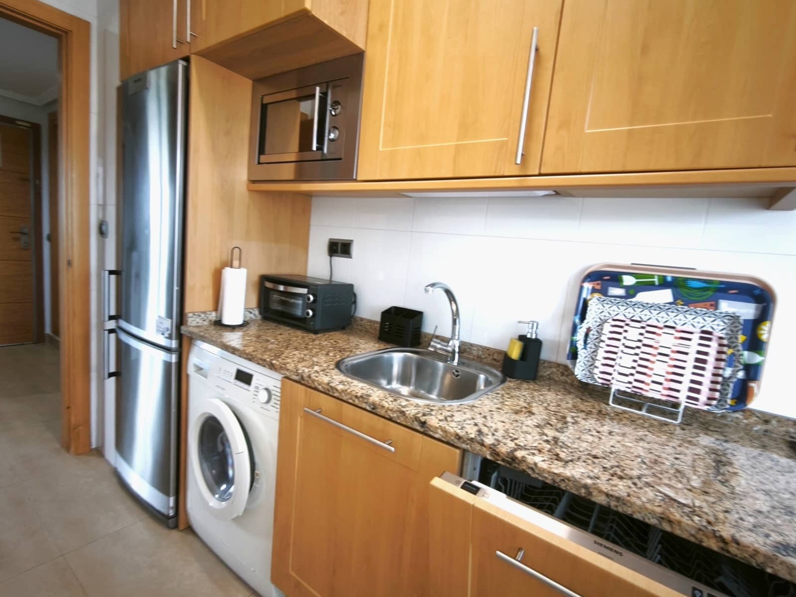 2 sypialnia Apartament do wynajęcia w Los Alcazares z basenem garażem - 1 450 € (Ref: 10163347)