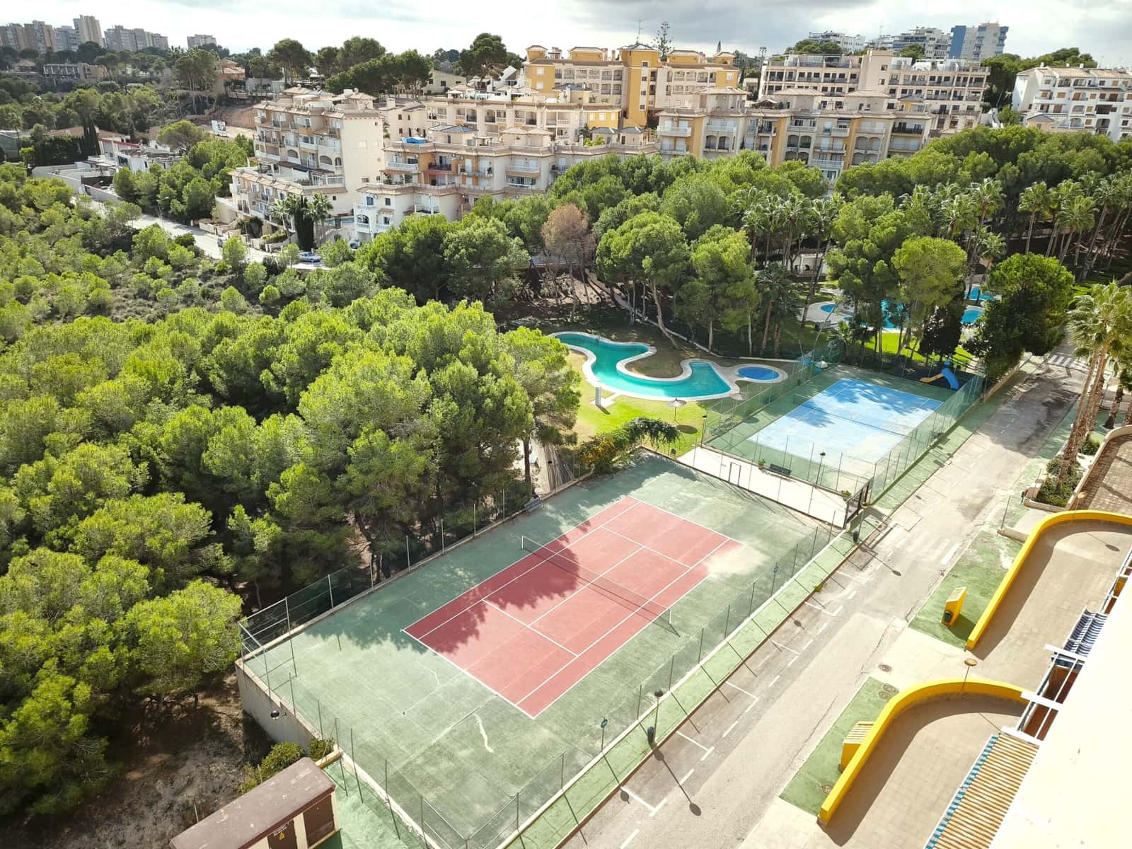 1 soverom Leilighet til leie i Dehesa de Campoamor med svømmebasseng - € 850 (Ref: 10184979)
