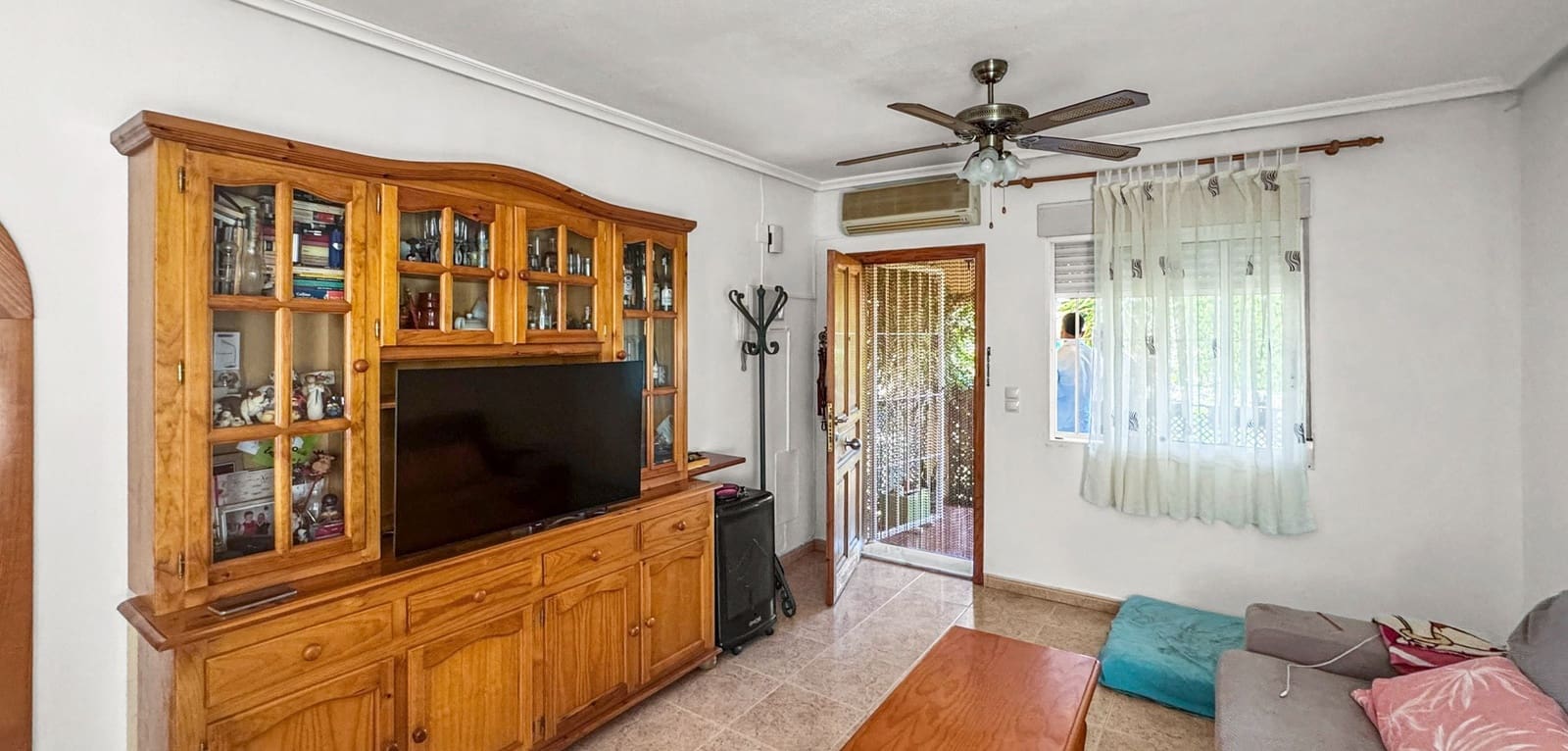 Casa de 3 habitaciones en Orihuela Costa en venta con piscina garaje - 199.900 € (Ref: 9837717)