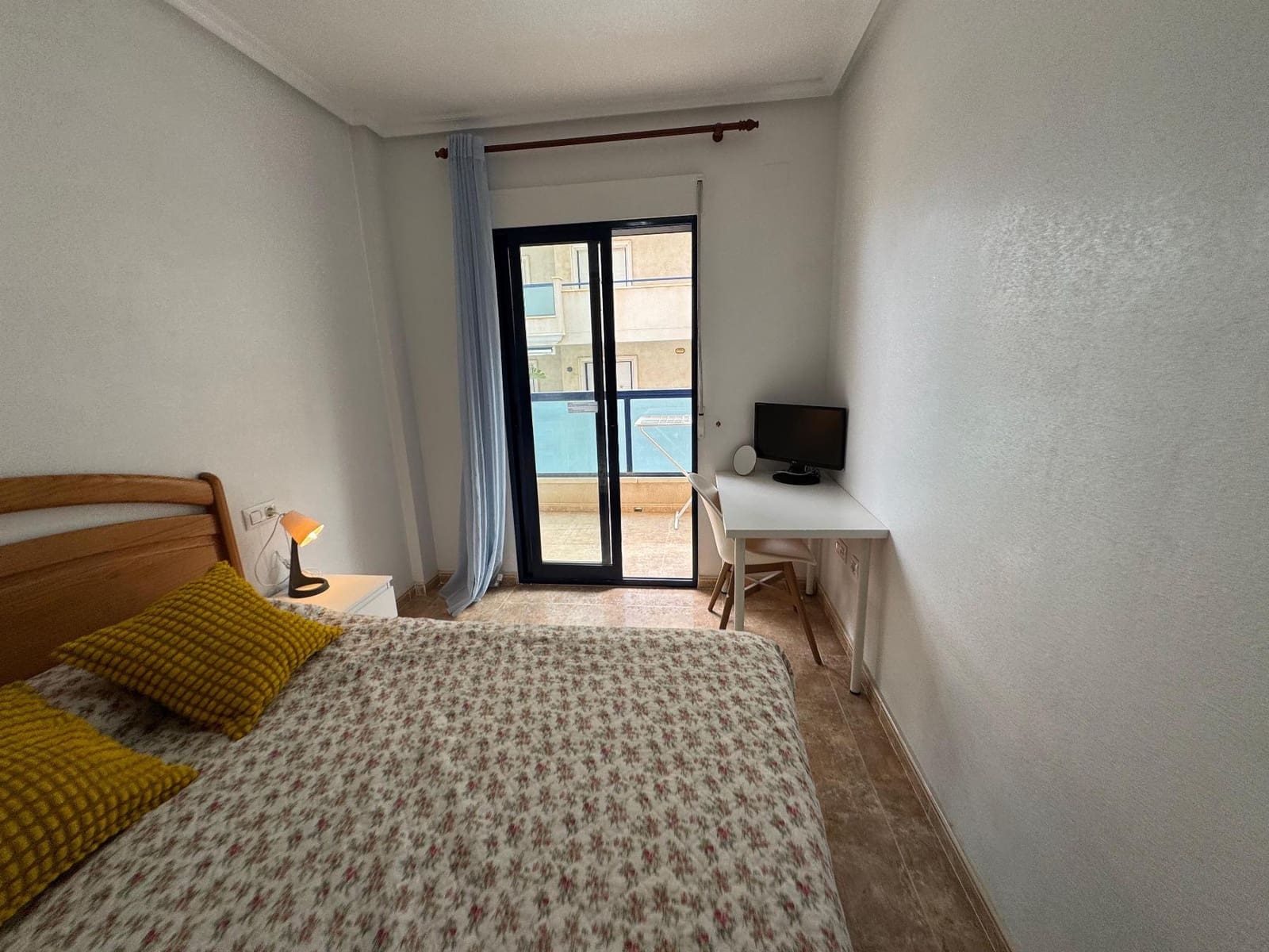 2 makuuhuone Huoneisto myytävänä paikassa Orihuela Costa mukana 
autotalli - 185 000 € (Ref: 9837723)