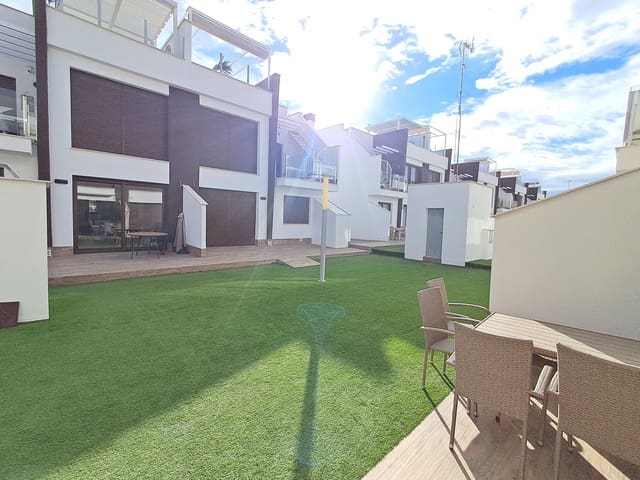 2 slaapkamer Appartement te koop in Lo Pagan, San Pedro del Pinatar met garage - € 239.900 (Ref: 9837765)