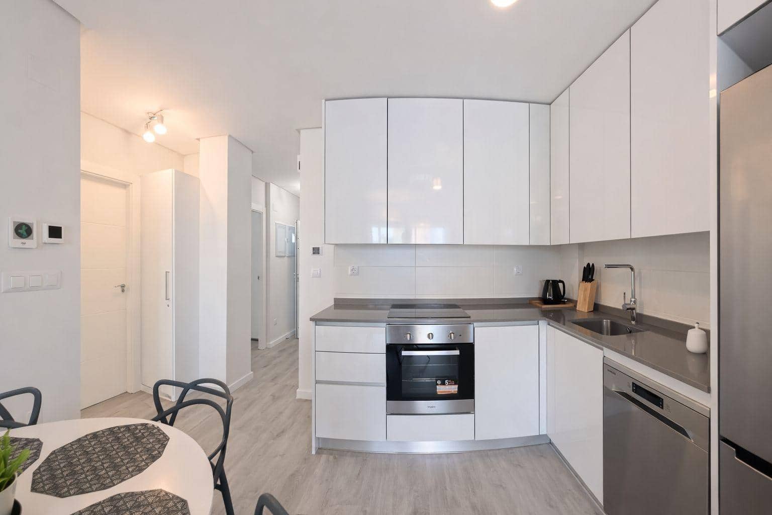 3 makuuhuone Huoneisto myytävänä paikassa Orihuela Costa mukana uima-altaan - 298 000 € (Ref: 9837770)