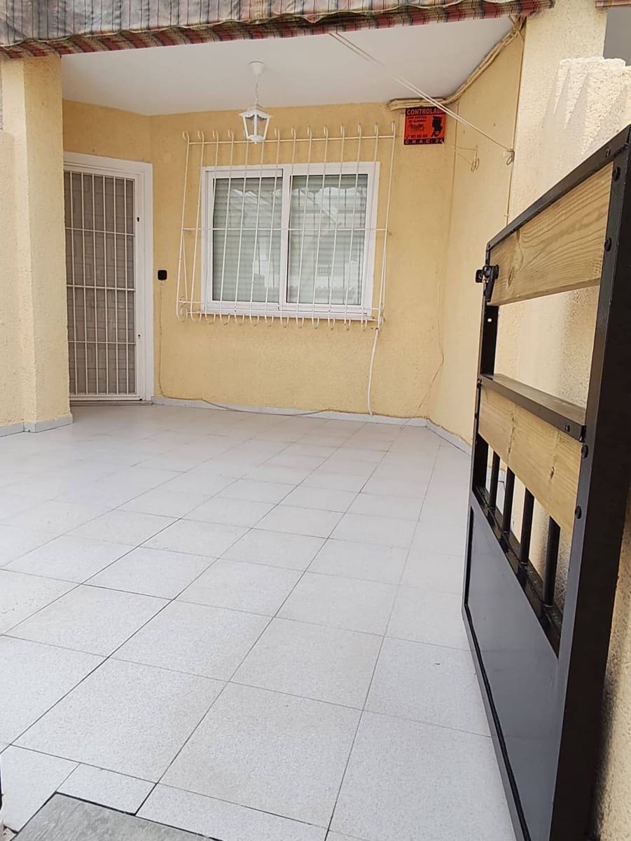 3 soveværelse Lejlighed til salg i Los Cuarteros - € 174.000 (Ref: 9837791)
