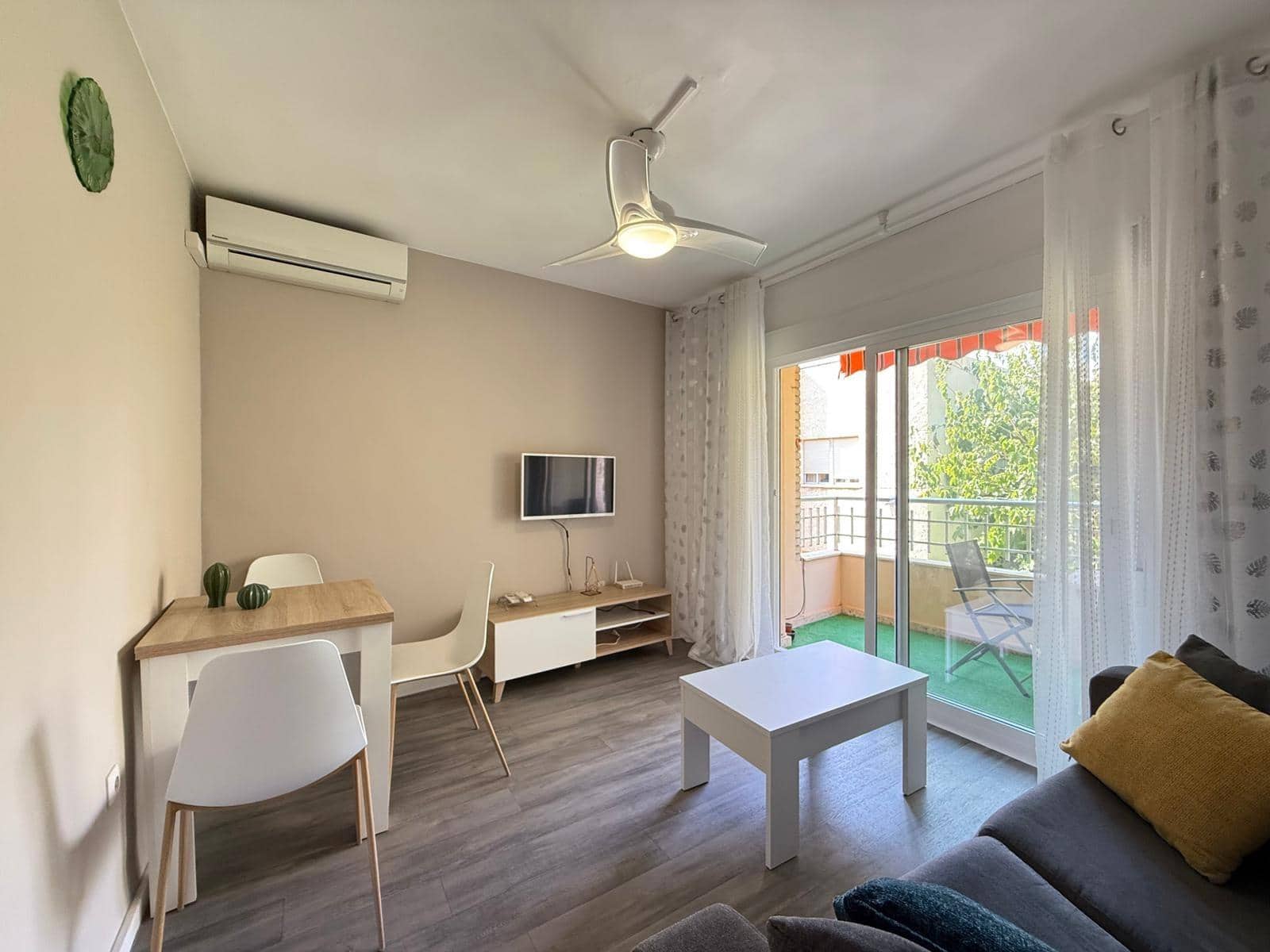 2 soveværelse Penthouse til salg i Los Cuarteros med garage - € 163.900 (Ref: 9838068)