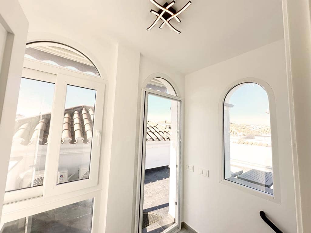2 bedroom Villa for sale in La Torre Golf Resort with garage - € 259,950 (Ref: 9838089)