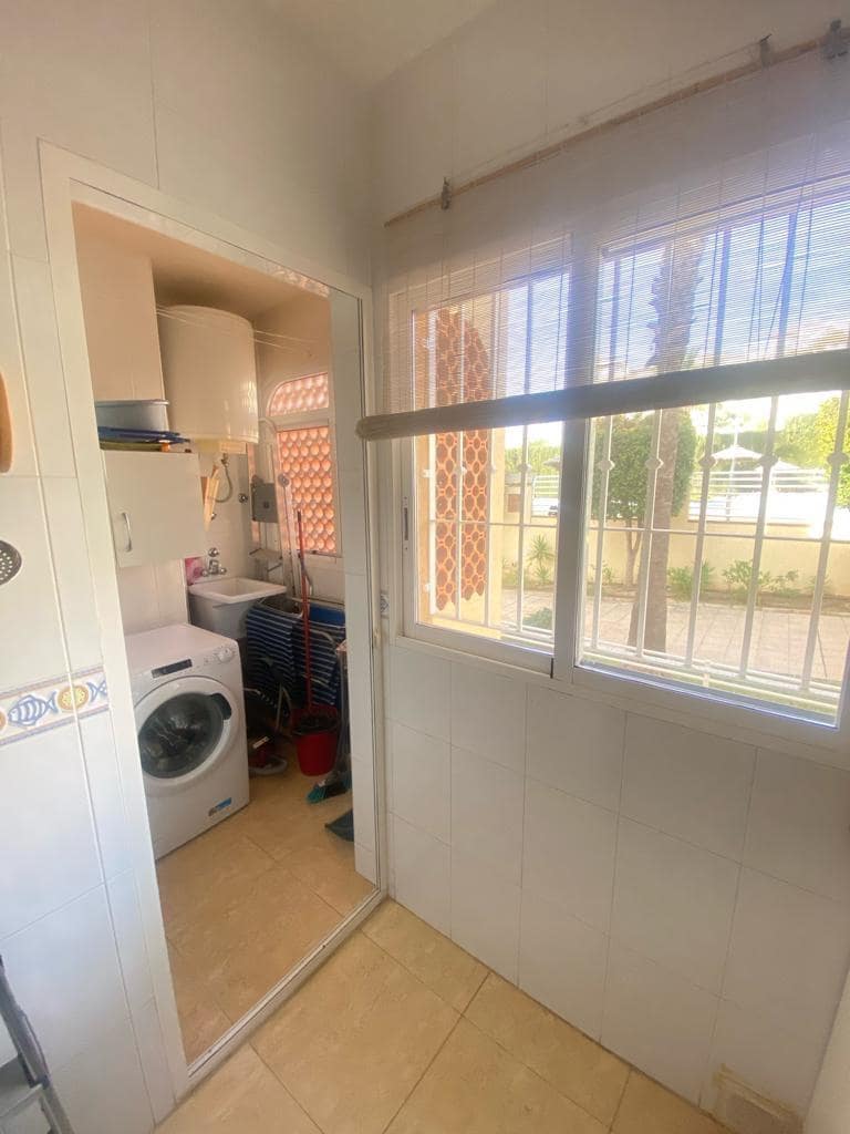 3 makuuhuone Huoneisto myytävänä paikassa Orihuela Costa mukana uima-altaan 
autotalli - 369 000 € (Ref: 9838139)