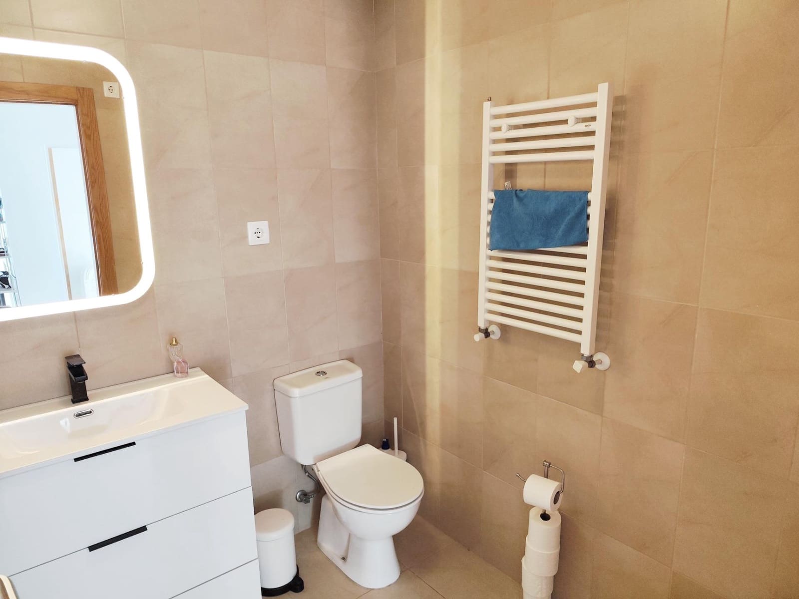 2 bedroom Apartment for sale in La Torre Golf Resort with pool garage - € 149,950 (Ref: 9838737)