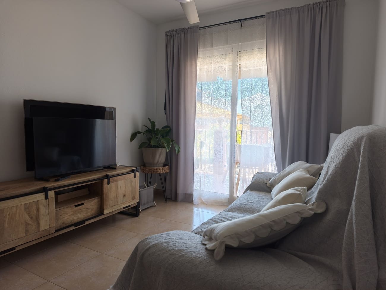 Penthouse de 2 chambres à louer à San Pedro del Pinatar avec piscine - 1 100 € (Ref: 9872210)