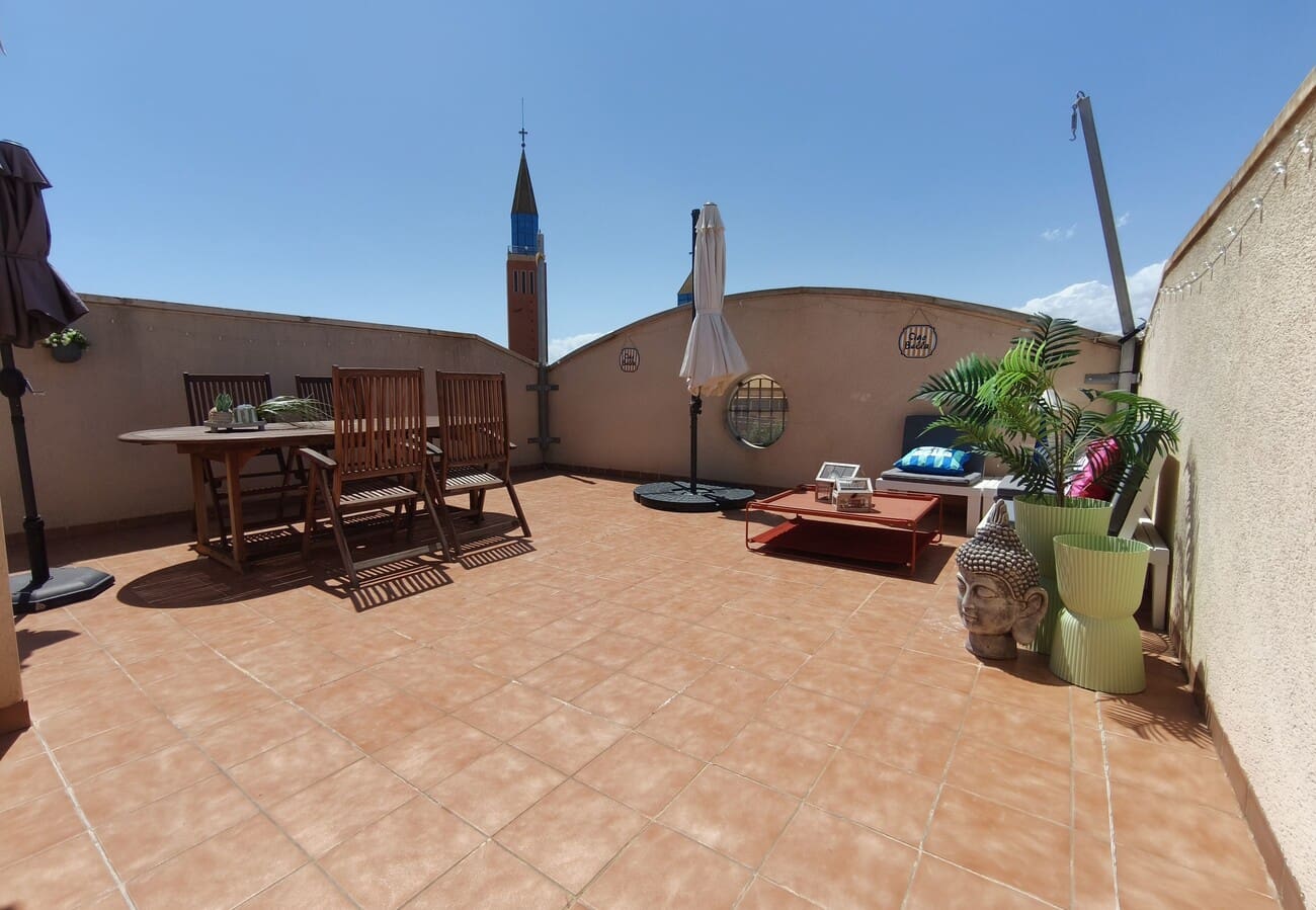 Penthouse de 2 chambres à louer à San Pedro del Pinatar avec piscine - 1 100 € (Ref: 9872210)