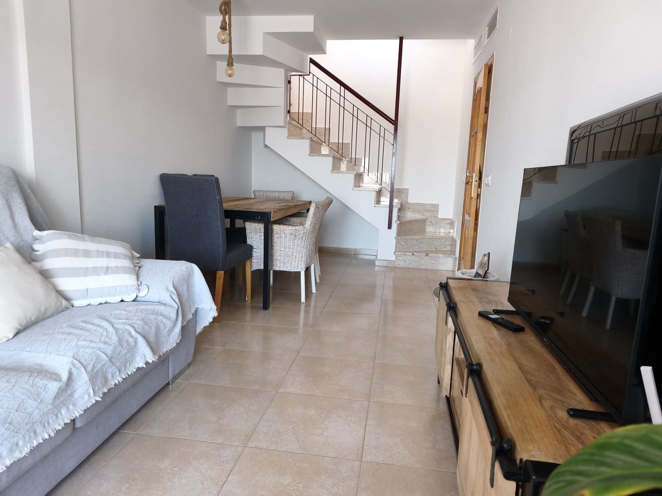 Penthouse de 2 chambres à louer à San Pedro del Pinatar avec piscine - 1 100 € (Ref: 9872210)