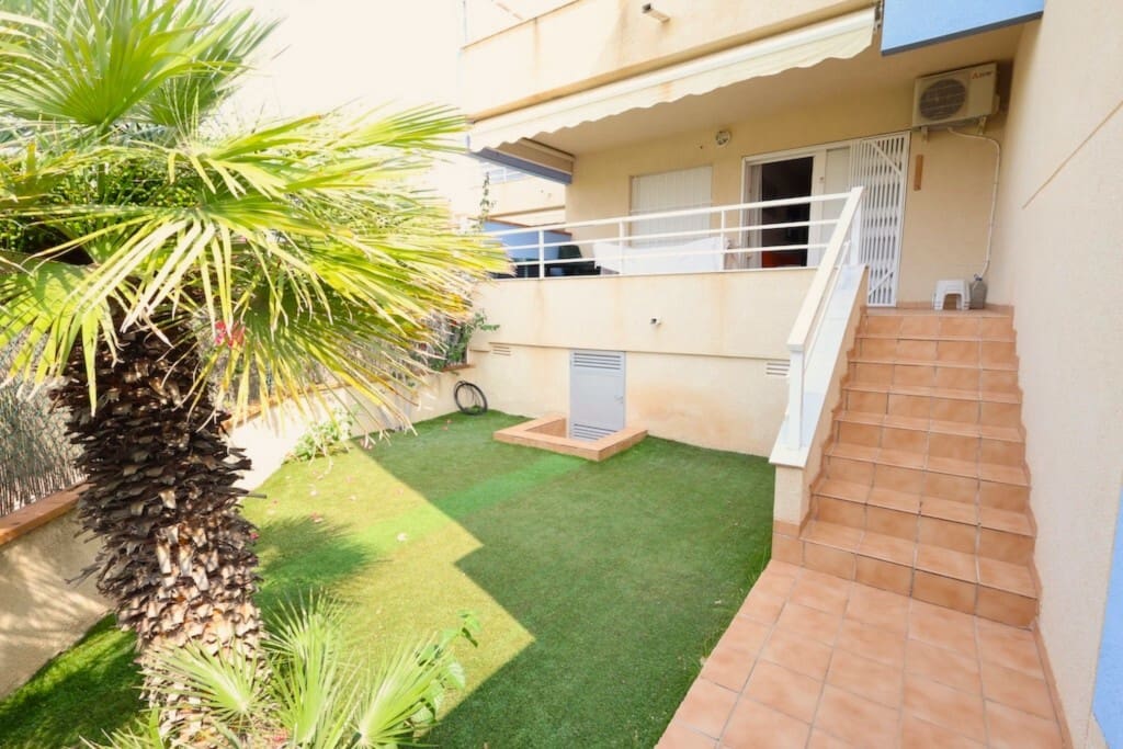 2 soverom Leilighet til leie i Dehesa de Campoamor med svømmebasseng garasje - € 945 (Ref: 9875648)