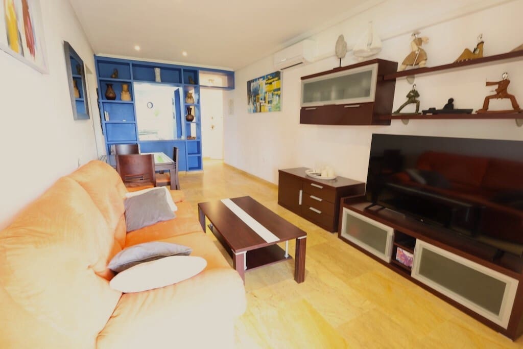 2 soverom Leilighet til leie i Dehesa de Campoamor med svømmebasseng garasje - € 945 (Ref: 9875648)