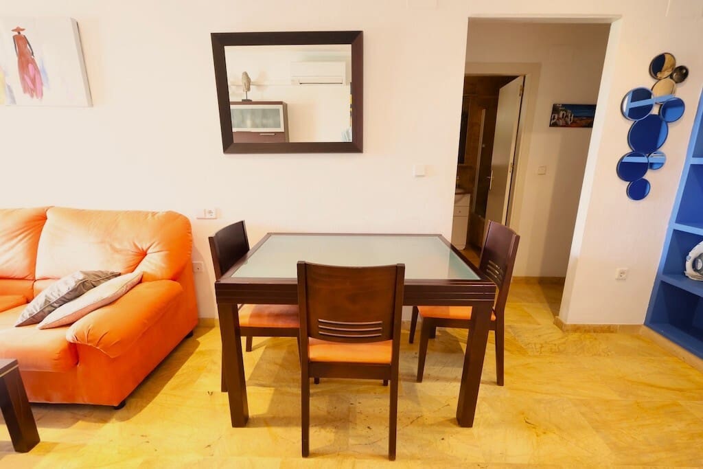 2 soverom Leilighet til leie i Dehesa de Campoamor med svømmebasseng garasje - € 945 (Ref: 9875648)