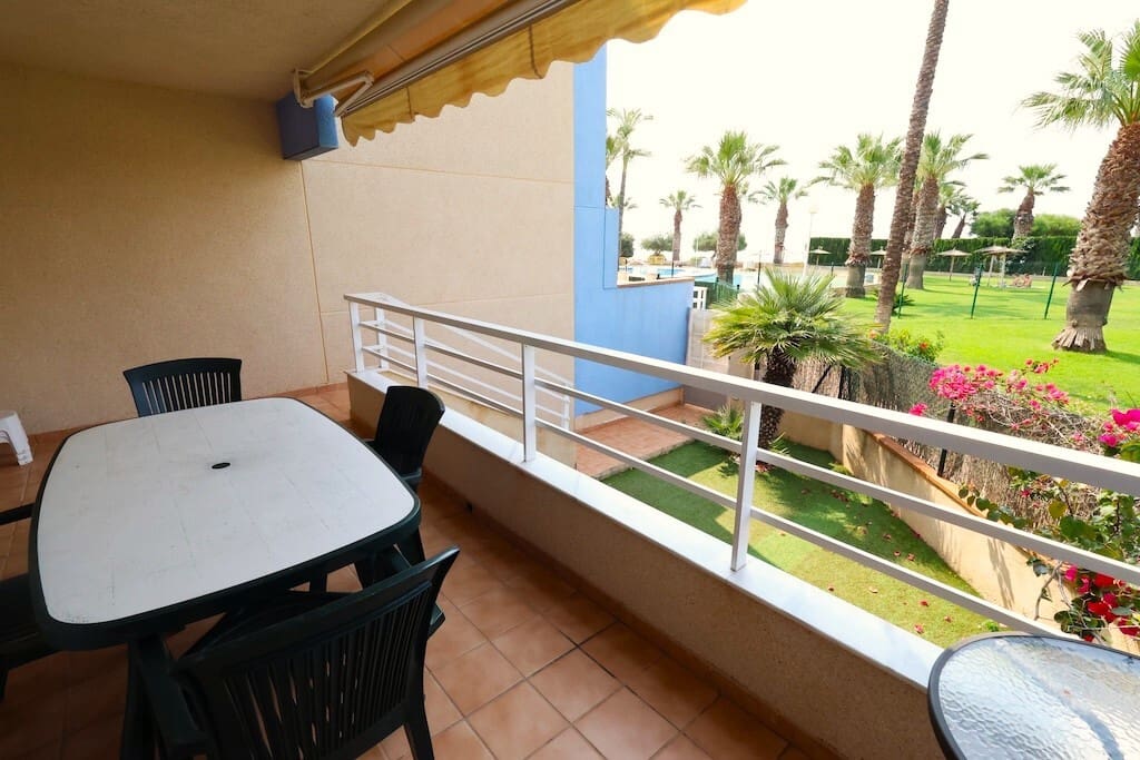 2 soverom Leilighet til leie i Dehesa de Campoamor med svømmebasseng garasje - € 945 (Ref: 9875648)