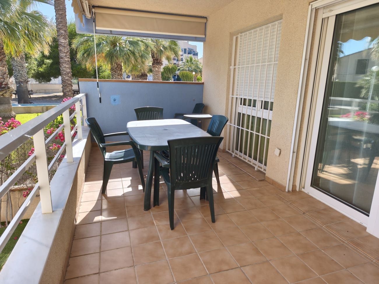 2 bedroom Apartment for rent in Orihuela Costa with pool garage - € 950 (Ref: 9875648)