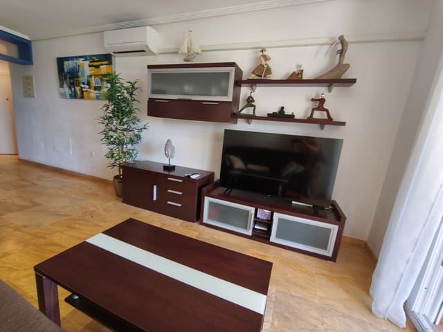 Appartement de 2 chambres à louer à Dehesa de Campoamor, Orihuela avec piscine garage - 900 € (Ref: 9875648)