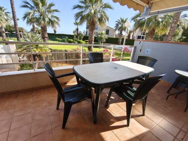 Appartement de 2 chambres à louer à Dehesa de Campoamor, Orihuela avec piscine garage - 900 € (Ref: 9875648)