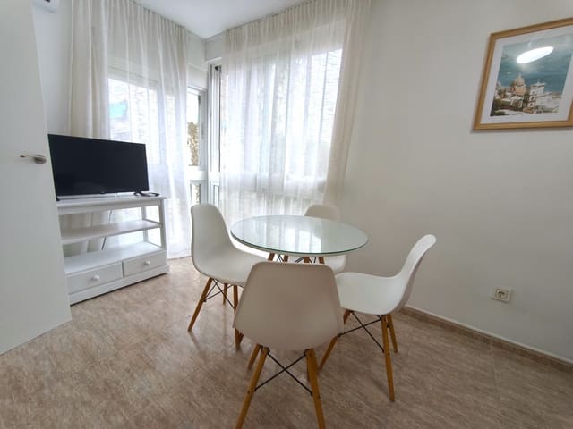 1 makuuhuone Yksiö vuokrattavana paikassa Dehesa de Campoamor, Orihuela mukana 
autotalli - 750 € (Ref: 9877445)