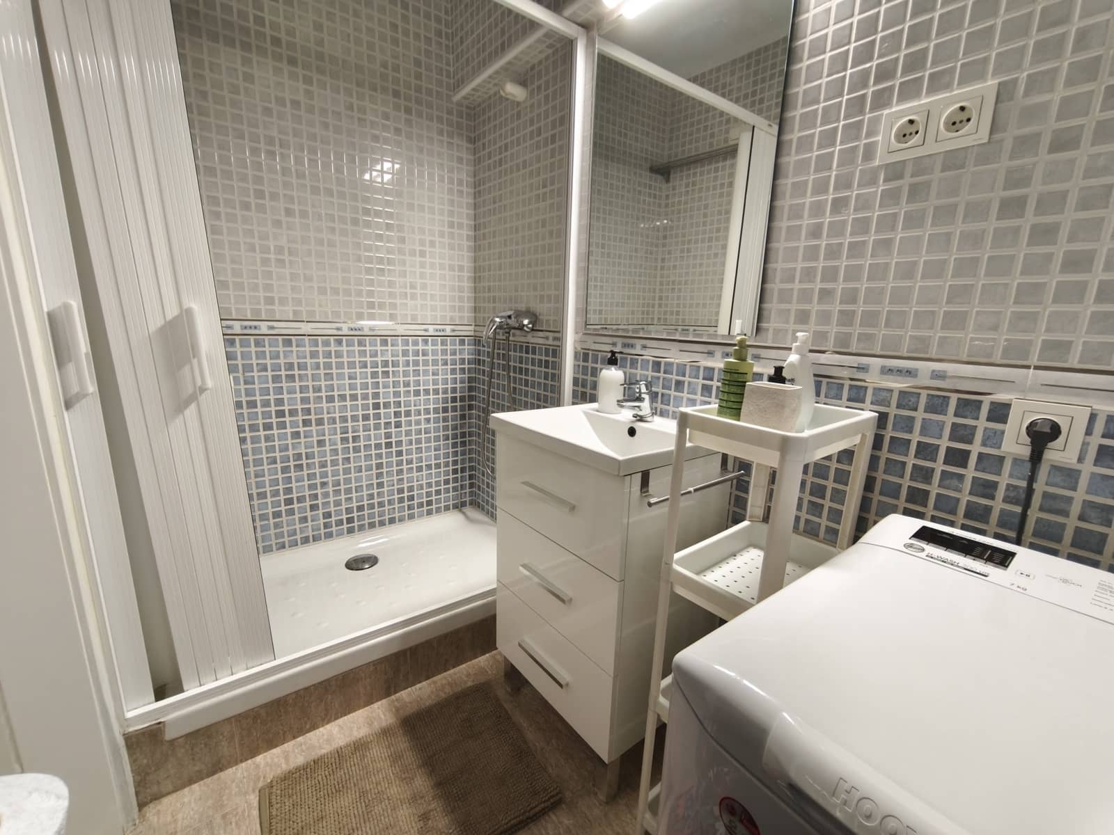 1 makuuhuone Yksiö vuokrattavana paikassa Dehesa de Campoamor mukana 
autotalli - 750 € (Ref: 9877445)