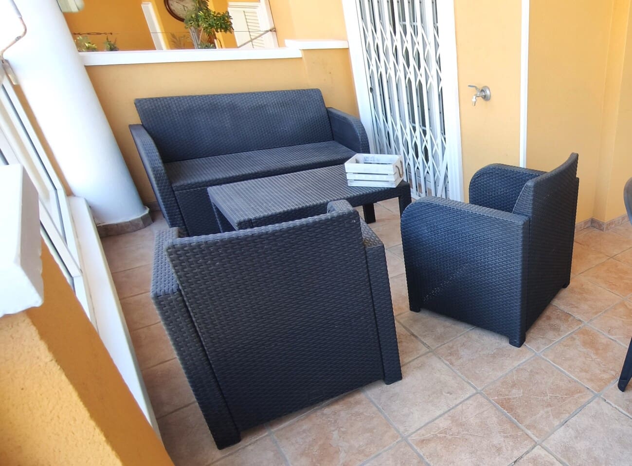 2 Zimmer Apartment zu vermieten in Dehesa de Campoamor mit Pool Garage - 1.500 € (Ref: 9883690)