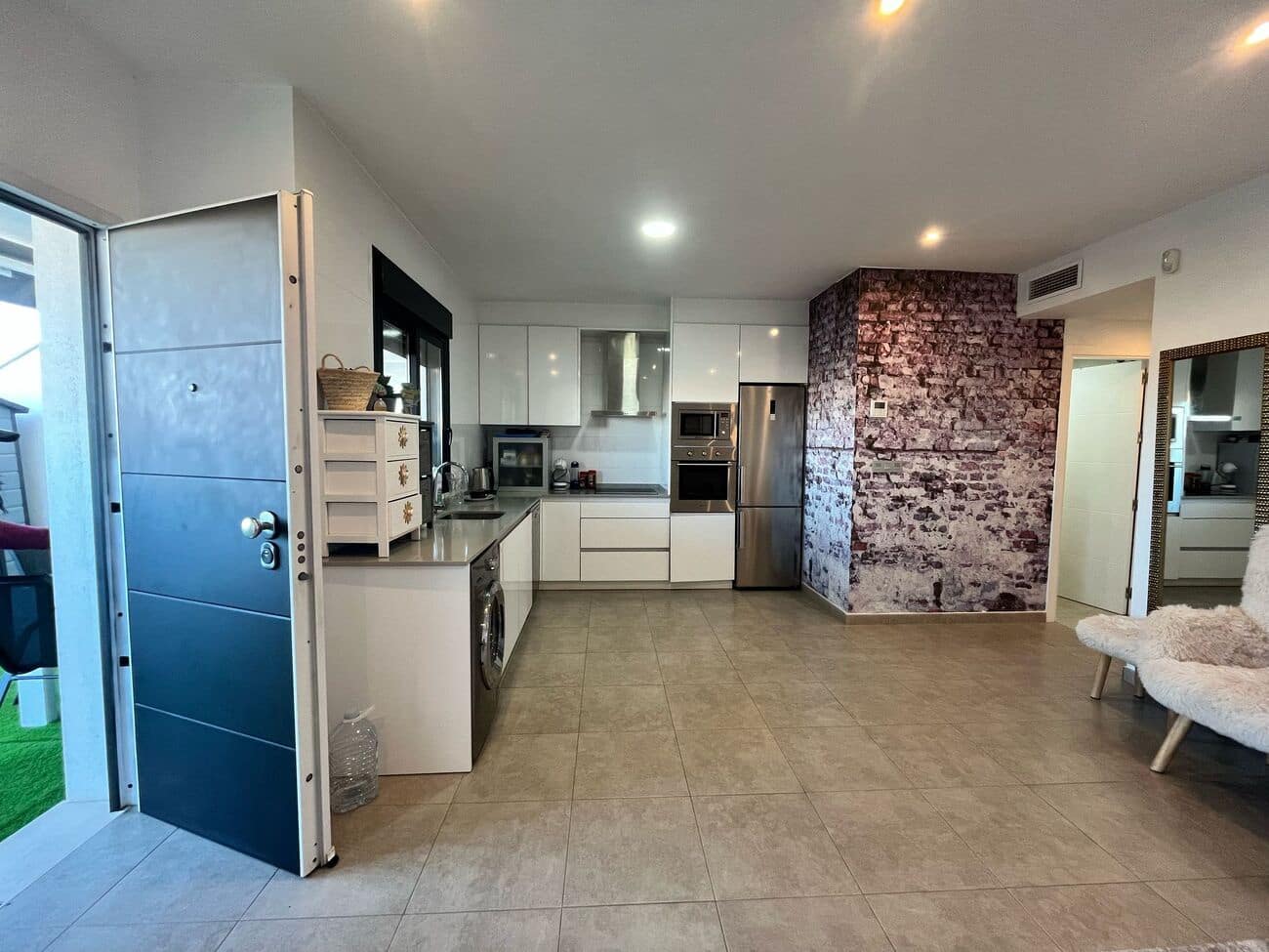2 Zimmer Apartment zu vermieten in Lo Pagan mit Pool - 1.500 € (Ref: 9889342)