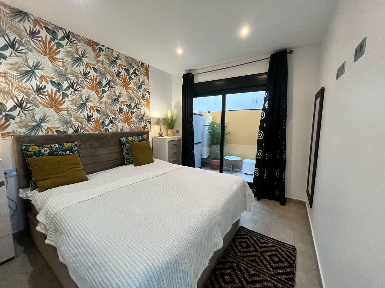 2 Zimmer Apartment zu vermieten in Lo Pagan mit Pool - 1.500 € (Ref: 9889342)