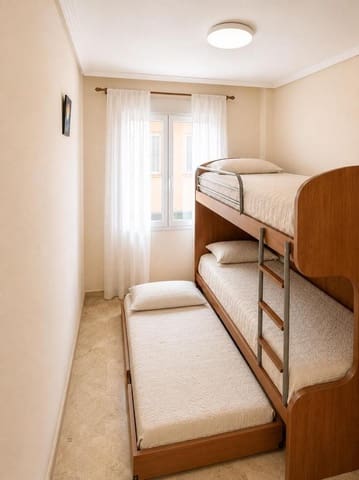 Appartement de 2 chambres à louer à Dehesa de Campoamor, Orihuela avec piscine garage - 950 € (Ref: 9889440)