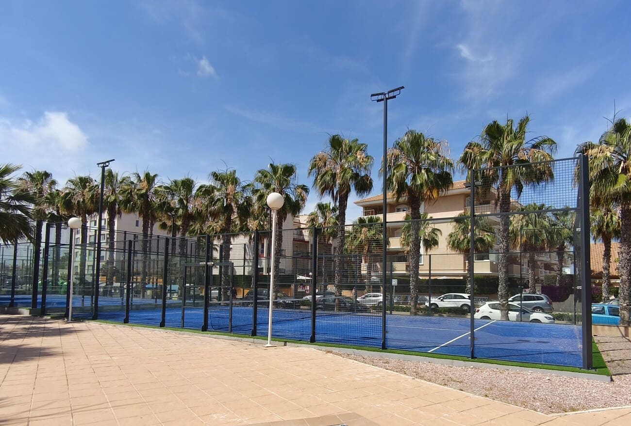 2 soveværelse Lejlighed til leje i Dehesa de Campoamor med swimmingpool garage - € 950 (Ref: 9889440)