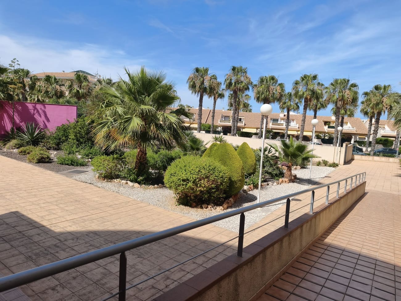 2 soveværelse Lejlighed til leje i Dehesa de Campoamor med swimmingpool garage - € 950 (Ref: 9889440)