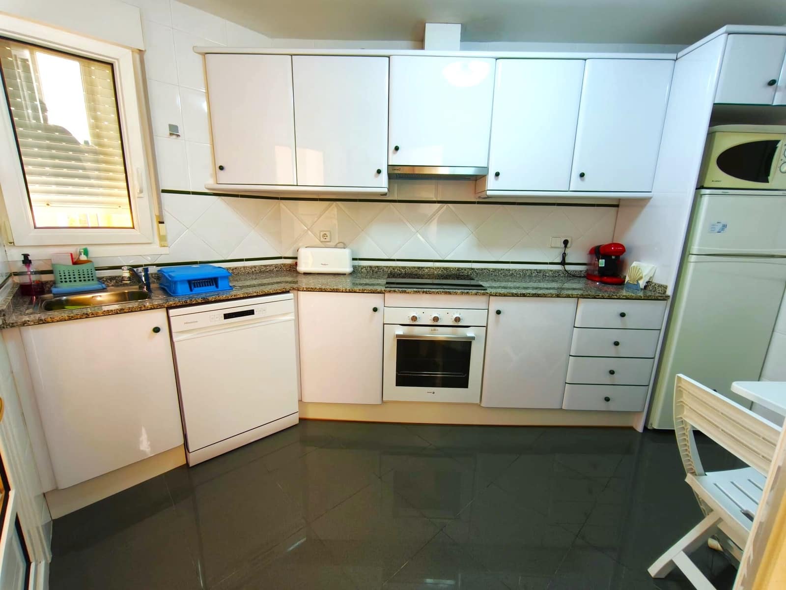 2 soveværelse Lejlighed til leje i Dehesa de Campoamor med swimmingpool garage - € 1.200 (Ref: 9889440)