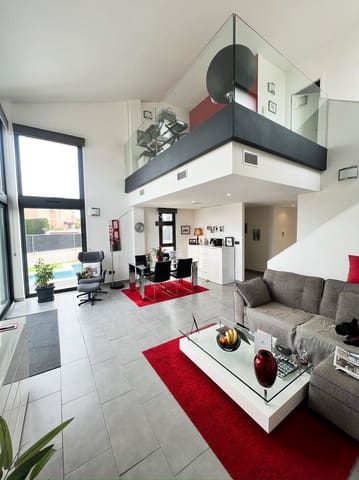 Chalet de 2 habitaciones en Santiago de la Ribera, San Javier en venta con piscina - 439.500 € (Ref: 9891631)