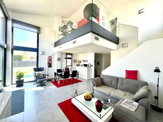 Chalet de 2 habitaciones en Santiago de la Ribera, San Javier en venta con piscina - 439.500 € (Ref: 9891631)