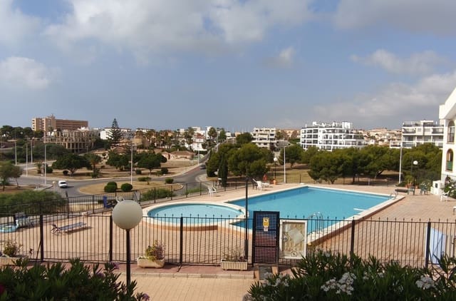 2 quarto Apartamento para arrendar em La Zenia, Orihuela com piscina - 990 € (Ref: 9931169)