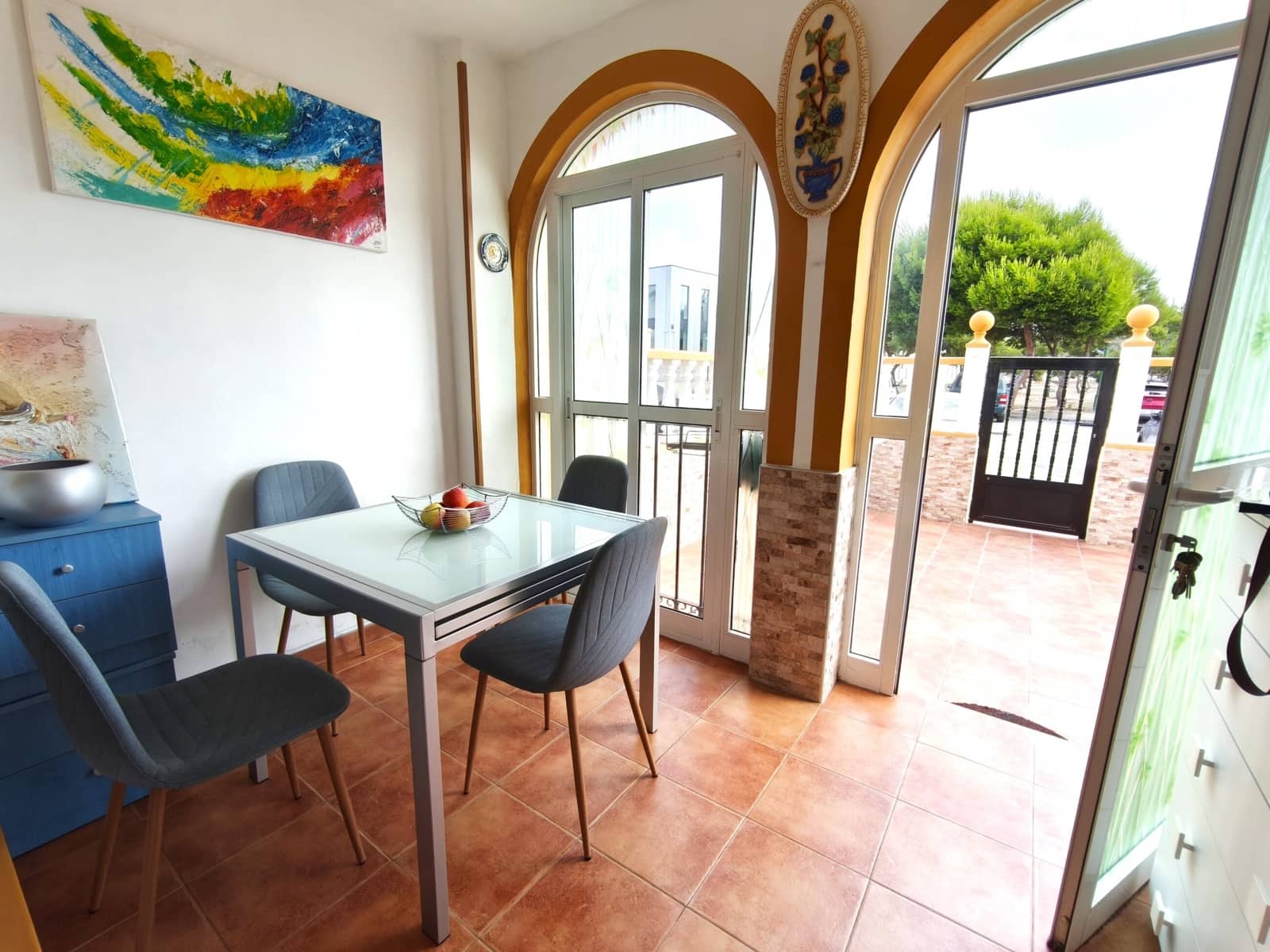 2 quarto Apartamento para arrendar em La Zenia com piscina - 990 € (Ref: 9931169)