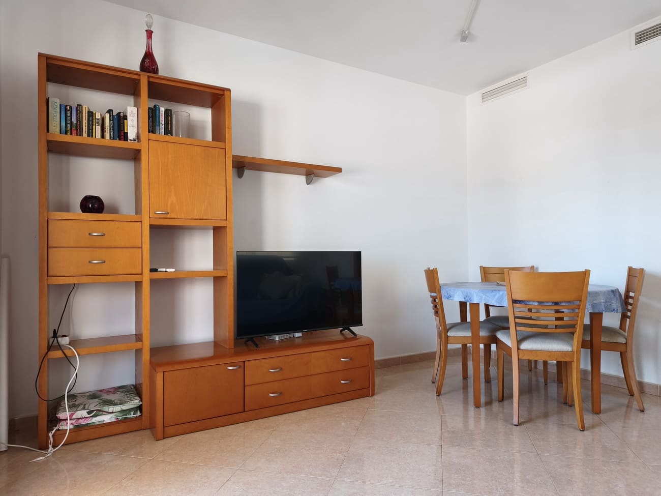 2 bedroom Penthouse for rent in Santiago de la Ribera with garage - € 1,000 (Ref: 9935093)