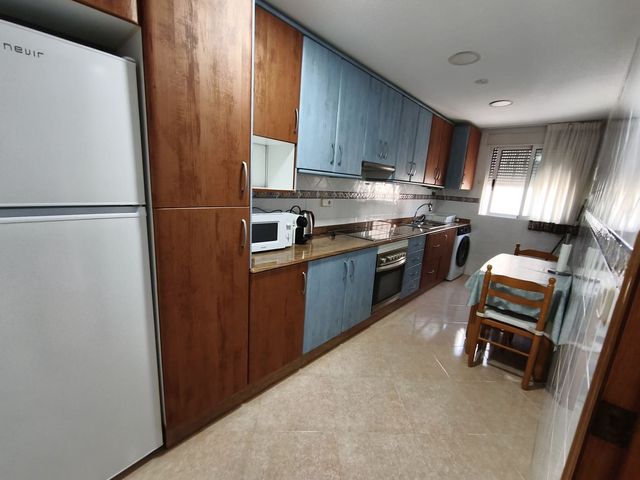 Ático de 2 habitaciones en Santiago de la Ribera, San Javier en alquiler con garaje - 1.000 € (Ref: 9935093)