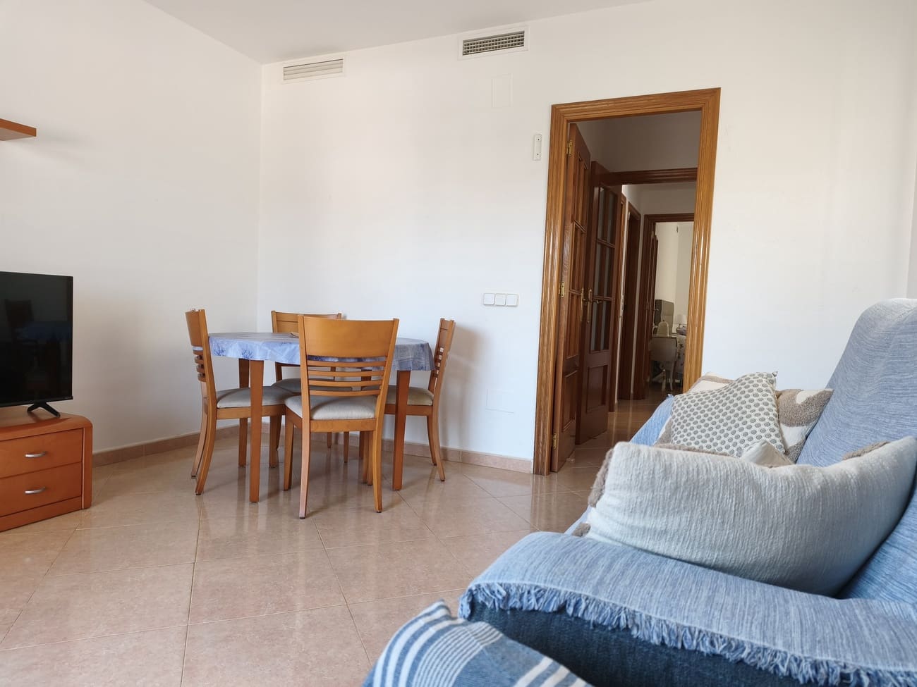 2 bedroom Penthouse for rent in Santiago de la Ribera with garage - € 1,000 (Ref: 9935093)