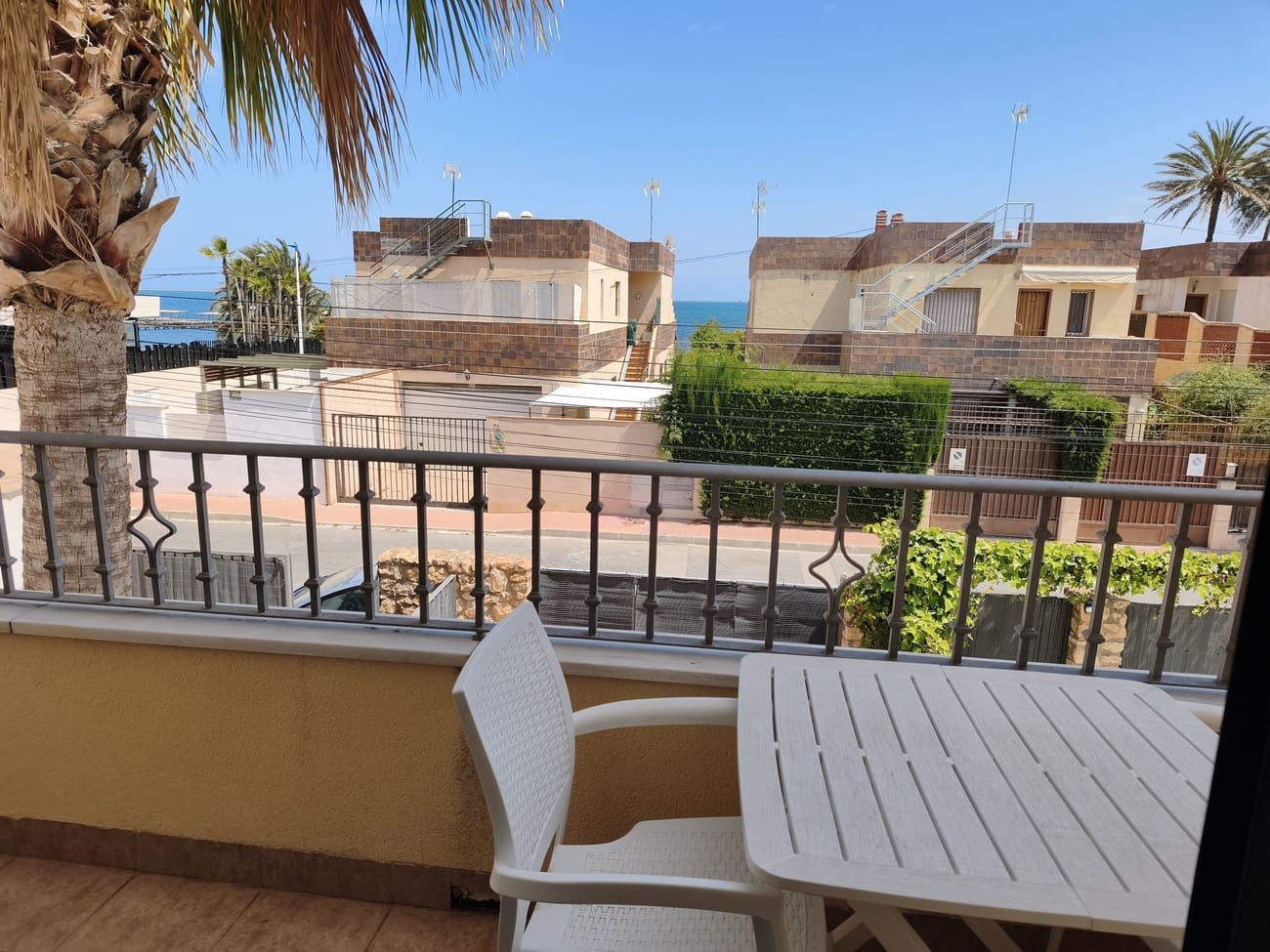 2 bedroom Penthouse for rent in Santiago de la Ribera with garage - € 1,000 (Ref: 9935093)
