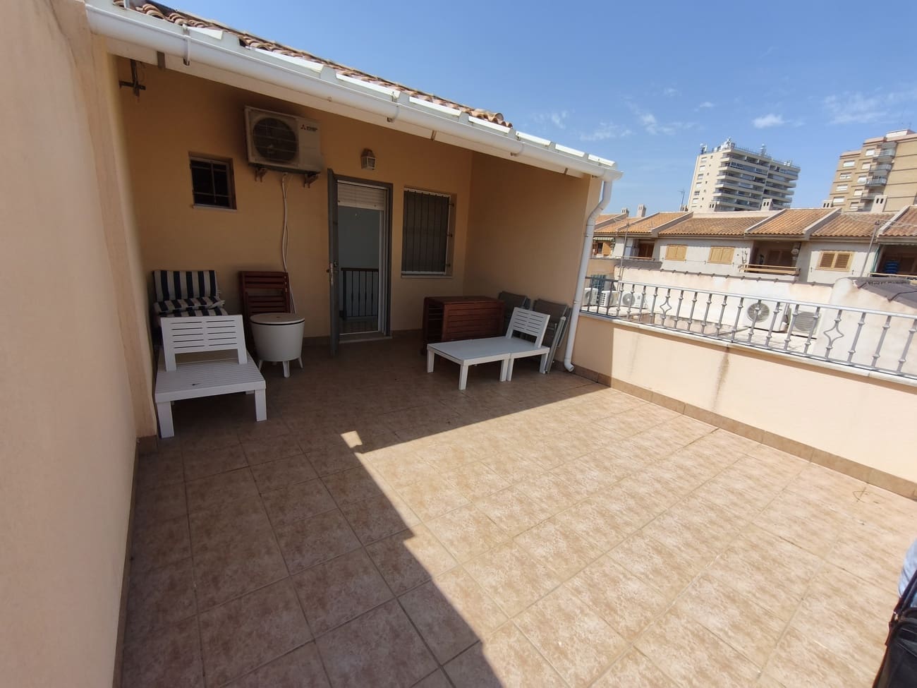 2 bedroom Penthouse for rent in Santiago de la Ribera with garage - € 1,000 (Ref: 9935093)