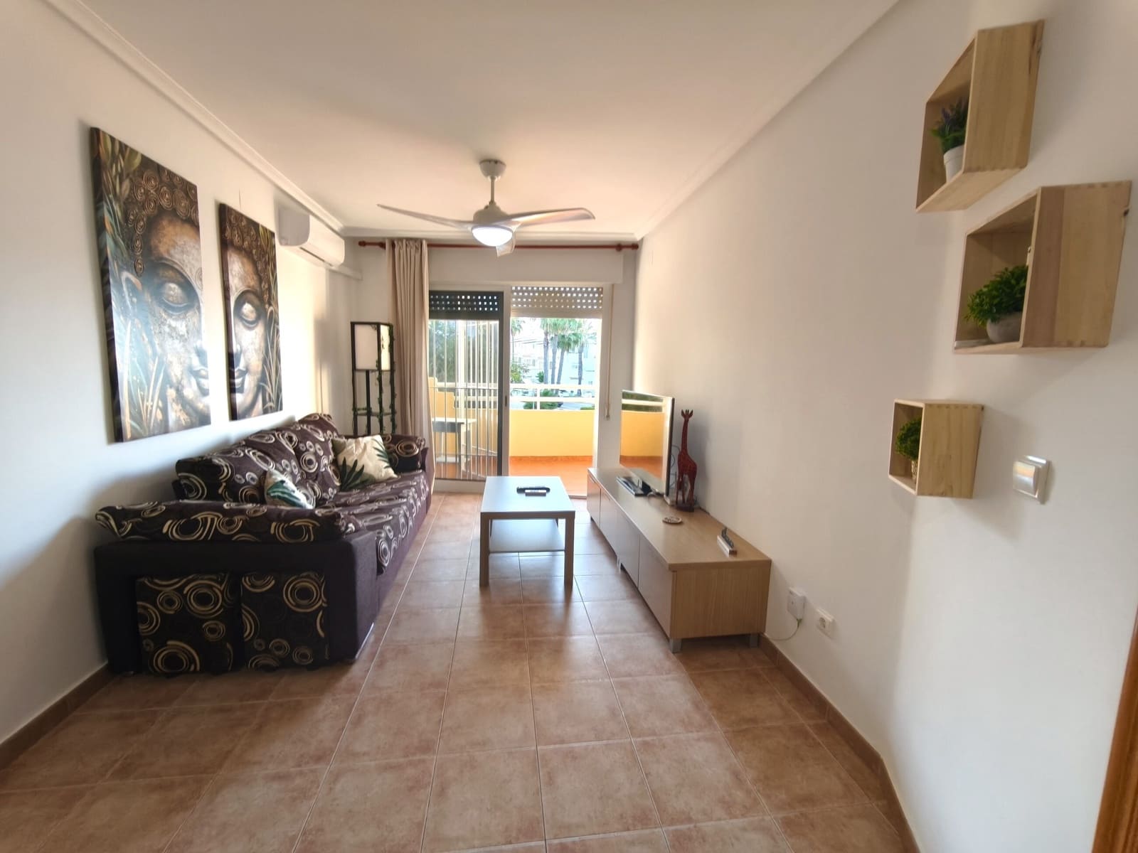2 bedroom Apartment for rent in Dehesa de Campoamor with pool garage - € 850 (Ref: 9935296)