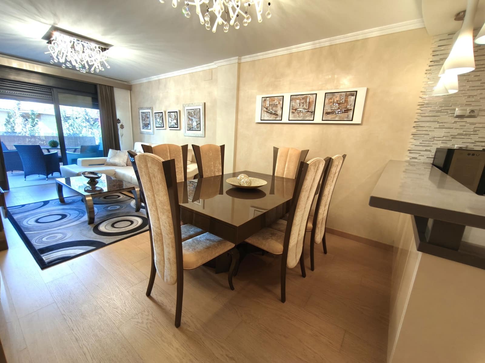 Apartamento de 2 habitaciones en Dehesa de Campoamor en venta con piscina garaje - 230.000 € (Ref: 9939196)