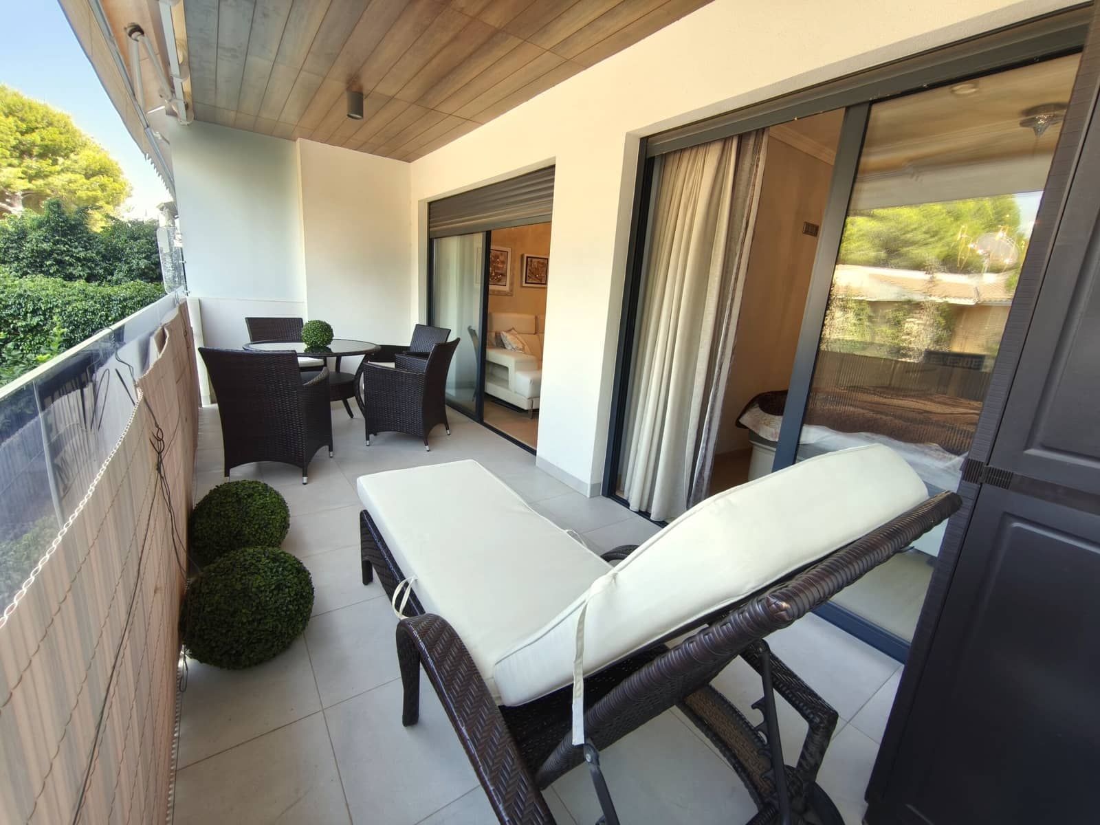 Apartamento de 2 habitaciones en Dehesa de Campoamor en venta con piscina garaje - 230.000 € (Ref: 9939196)