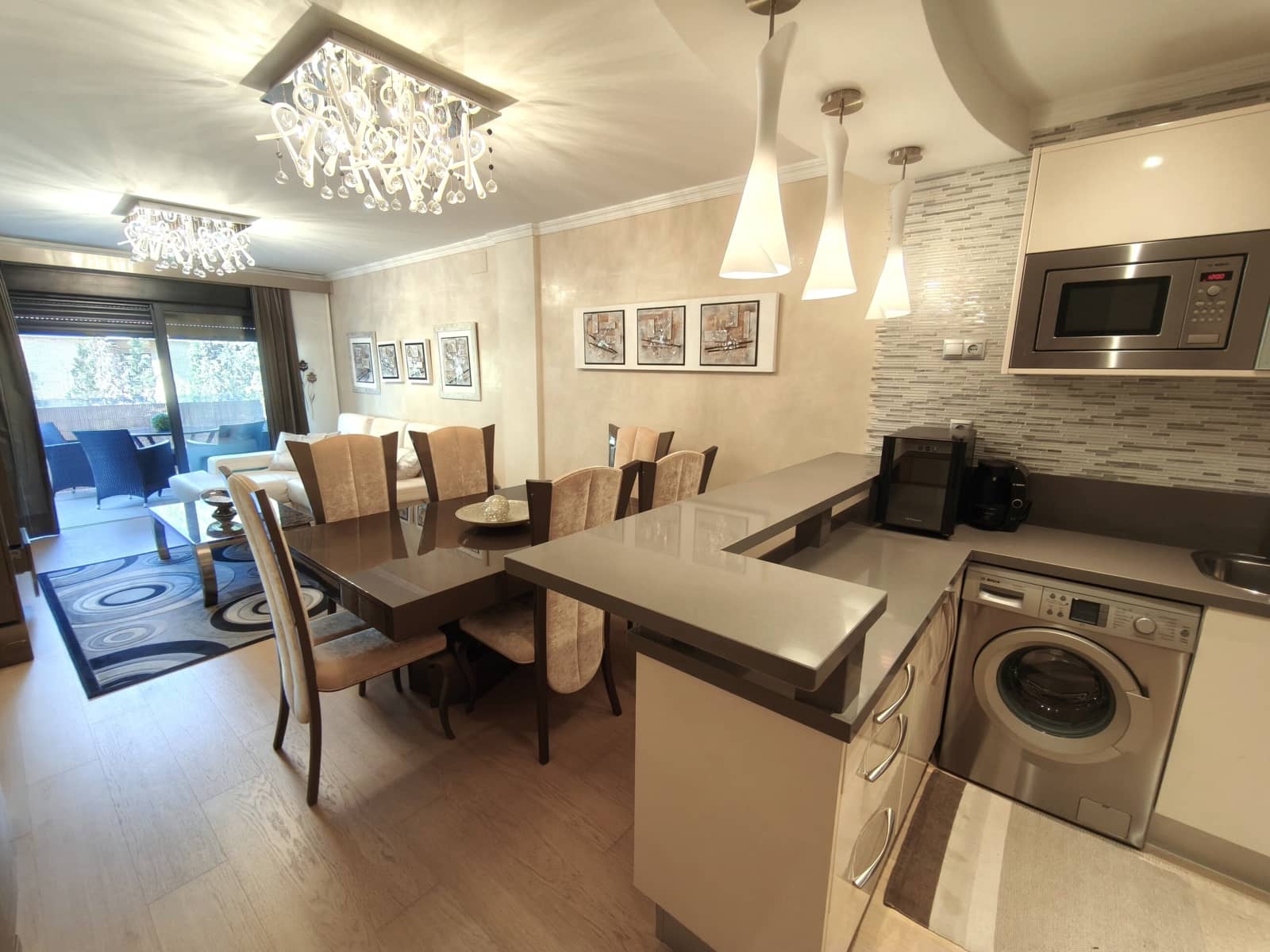 Apartamento de 2 habitaciones en Dehesa de Campoamor en venta con piscina garaje - 230.000 € (Ref: 9939196)
