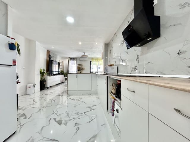 3 soveværelse Lejlighed til salg i San Pedro del Pinatar ciudad, San Pedro del Pinatar med garage - € 260.000 (Ref: 9956735)
