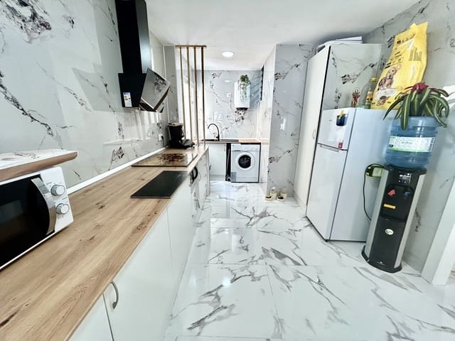 3 soveværelse Lejlighed til salg i San Pedro del Pinatar ciudad, San Pedro del Pinatar med garage - € 260.000 (Ref: 9956735)