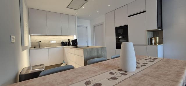 3 soverom Leilighet til salgs i San Pedro del Pinatar ciudad, San Pedro del Pinatar med svømmebasseng - € 289 000 (Ref: 9956737)